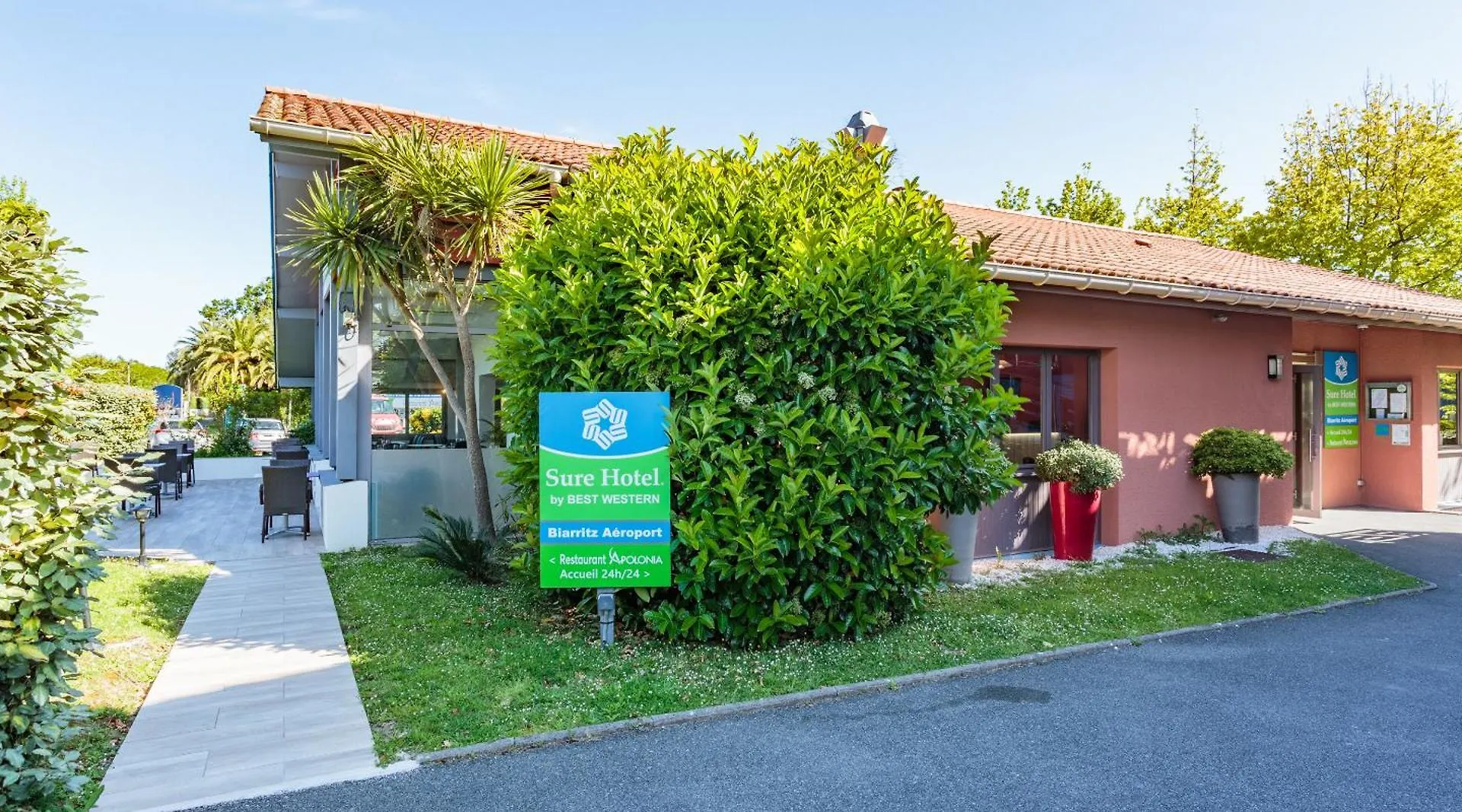 Sure Hotel By Best Western Biarritz Aeroport 3*,  Francia